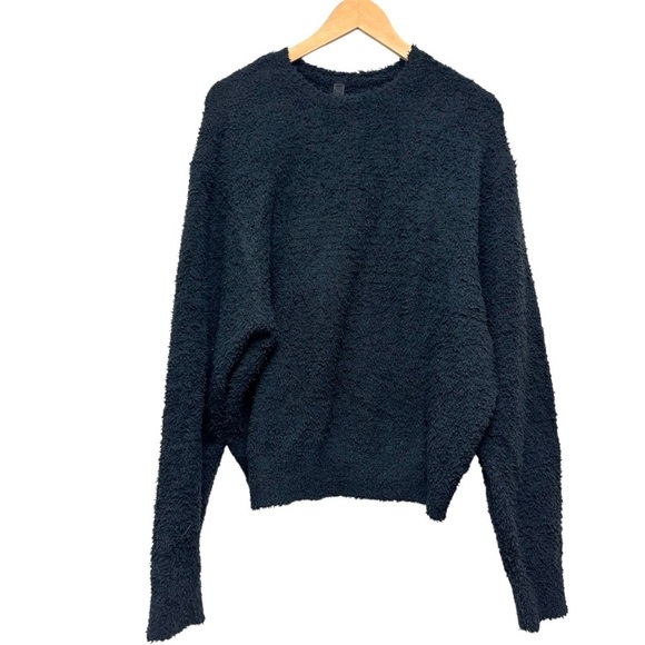 Skims Cozy Knit Unisex Pullover Onyx - Picture 2 of 11